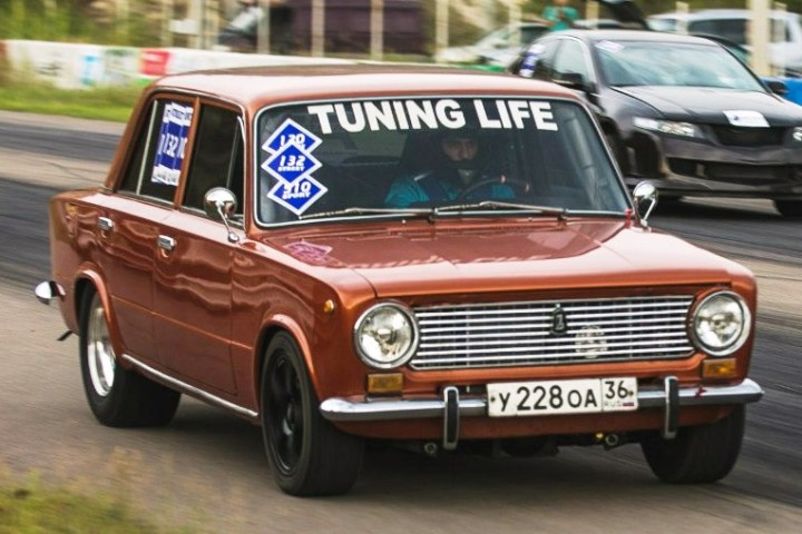 Tuning life. ВАЗ 2101 Тимати. Tuning Life Воронеж. 9253 ВВЧ Воронеж ВАЗ 2101. Самый быстрый 2101.